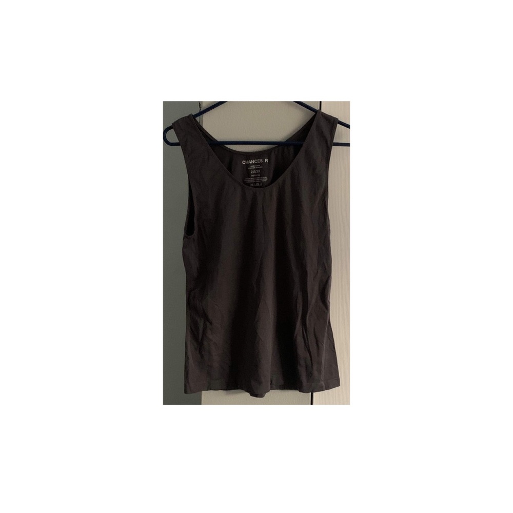 Breathable plus size workout top.